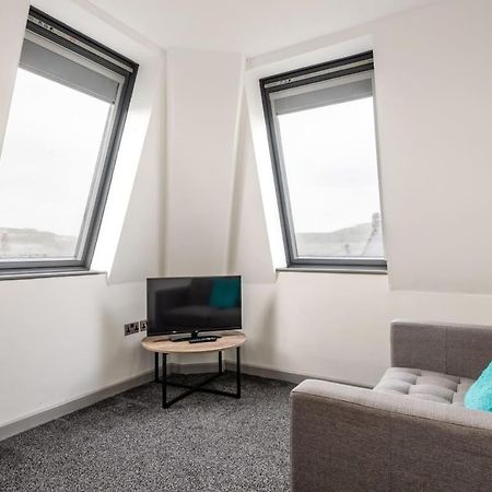 Modern 1 Bed Budget Apartment In Central הליפקס מראה חיצוני תמונה